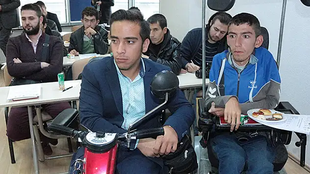 Konya'da eski hükümlü ve engelli vatandaşlara girişimcilik eğitimi