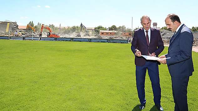 Konya'da eski stadyum Millet Bahçesine dönüşüyor