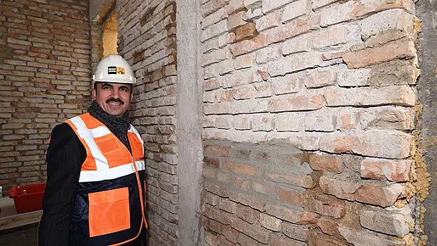 Konya'da eski tekel binası restore ediliyor! İlk harcı Başkan Altay attı