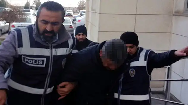 Konya'da esnafın 25 bin lirasını çalan hırsızlar yakalandı