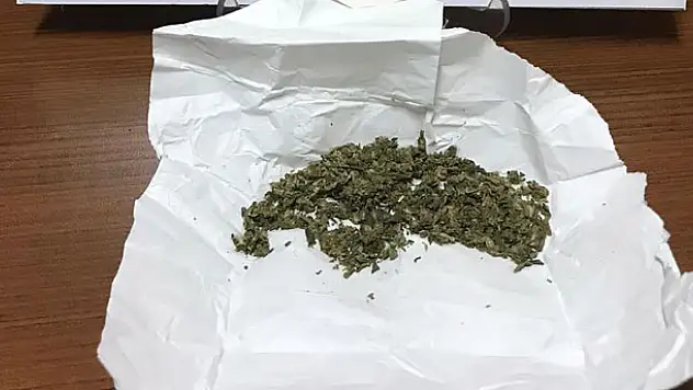 Konya'da esrarla yakalanan şüpheli serbest bırakıldı
