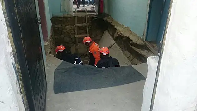 Konya'da evde göçük: 3 yaralı