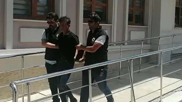 Konya'da evinde bıçaklanarak öldürülen yaşlı adamın katili torunu çıktı
