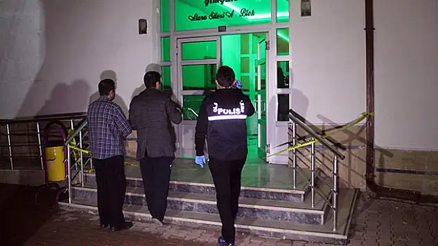 Konya'da evinin önünde bıçaklı saldırıya uğrayan kişi öldü