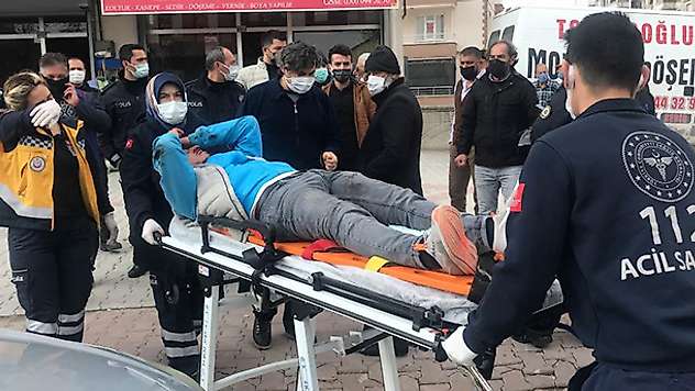 Konya'da evlenmek istediği kız verilmeyince hem kendini hem kızın dedesini vurdu