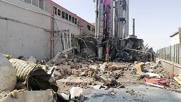Konya'da fabrikanın buhar kazanının patlaması sonucu 3 işçi yaralandı
