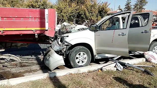 Konya'da feci kaza: 1 ölü 4 yaralı