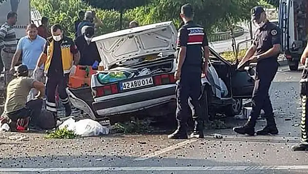 Konya'da feci kaza! Refüje çarpan otomobil takla attı: 3 ölü, 2 yaralı