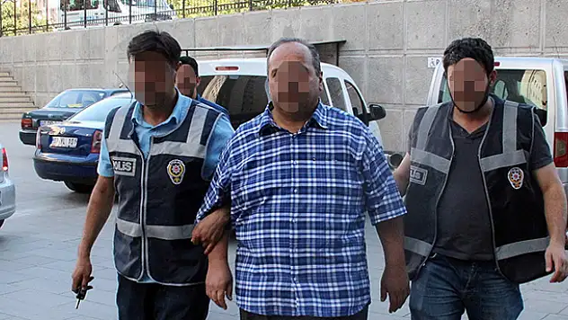 Konya'da FETÖ'cü 12 avukat tutuklandı
