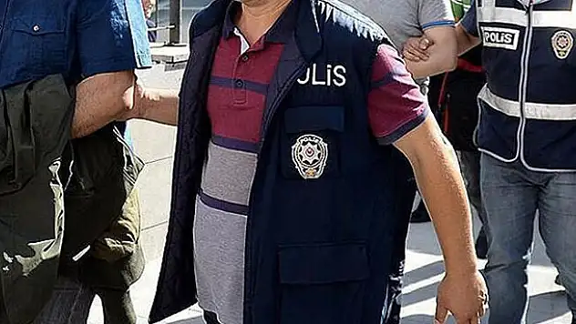 Konya'da FETÖ'nün TSK askeri mahrem yapılanmasına operasyon: 6 gözaltı