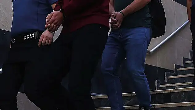 Konya'da FETÖ'nün TSK yapılanmasına yönelik operasyon: İhraç edilen 13 askeri öğrenci hakkında gözaltı kararı