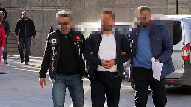 Konya'da FETÖ operasyonu: 20 gözaltı
