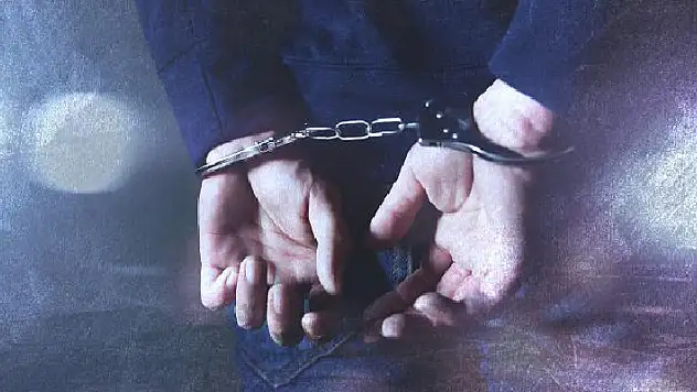 Konya'da FETÖ operasyonu: 4 gözaltı
