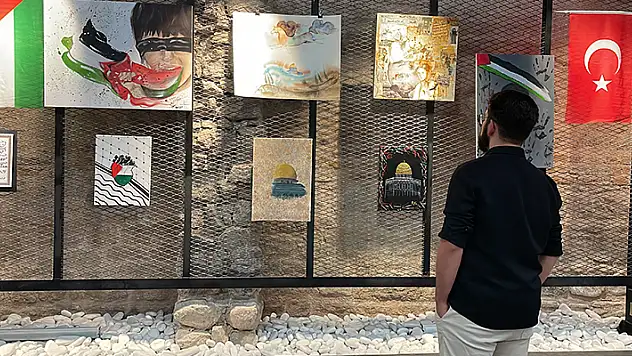 Konya'da Filistin temalı resim sergisi düzenlendi

