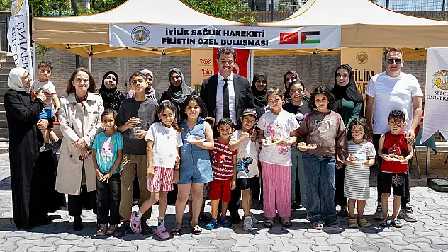Konya'da Filistinli çocuklara şifa eli