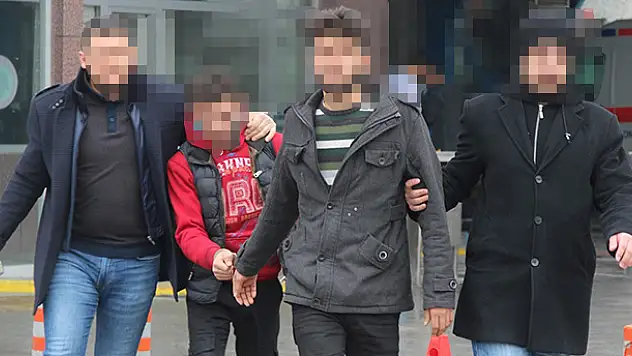 Konya'da gasp : 6 Suriye uyruklu şüpheli yakalandı