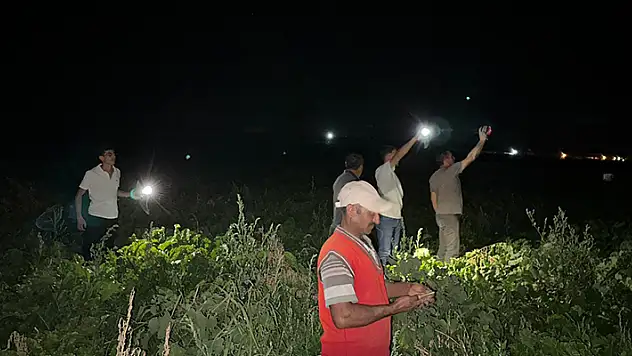 Konya'da geçen sene tarlasında obruk oluşan çiftçinin tarlasında yine obruk oluştu
