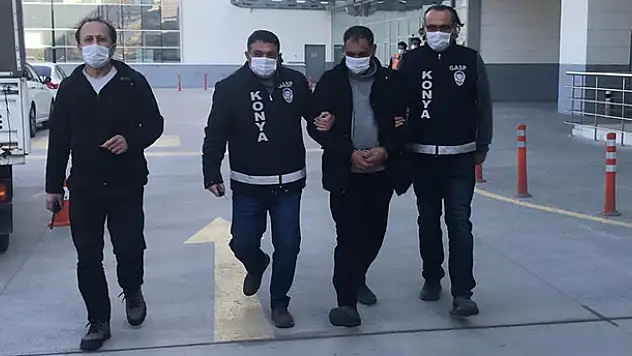 Konya'da gerçek diye imitasyon altınları gasp eden şüpheli: 'Bir daha öyle yapmasınlar gerçek altın koysunlar'