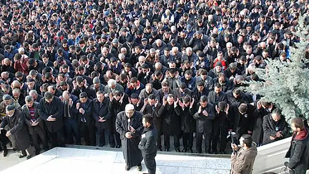 Konya'da gıyabi cenaze namazı kıldılar