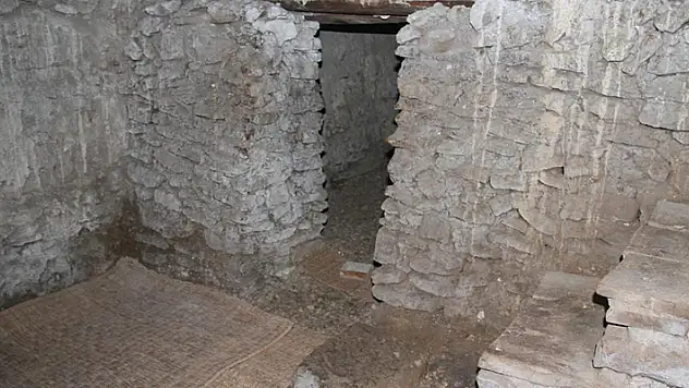 Konya'da gizemini koruyan tarihi yer altı kaçış tünellerinin turizme kazandırılması isteniyor