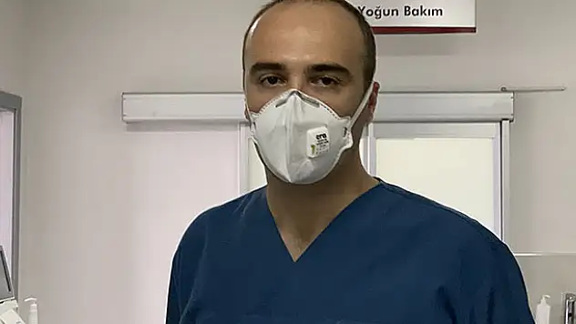 Konya'da görevli doktor Kovid-19'la mücadelede eşi ve çocuklarından ayrı 5 ay geçirdi