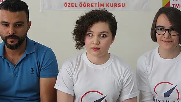 Konya'da görme engelli genç kız LYS Türkiye birincisi oldu