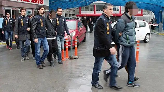 Konya'da hackerlar yakalandı