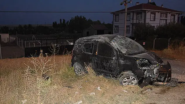 Konya'da hafif ticari araç takla attı: Sürücü ağır yaralandı