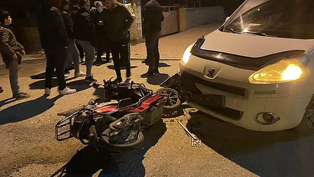 Konya'da hafif ticari araçla elektrikli bisiklet çarpıştı: 1 yaralı
