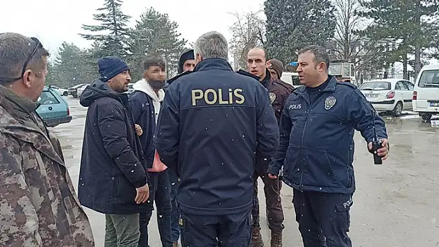 Konya'da hastane bahçesinde bıçaklı kavga: 1 yaralı
