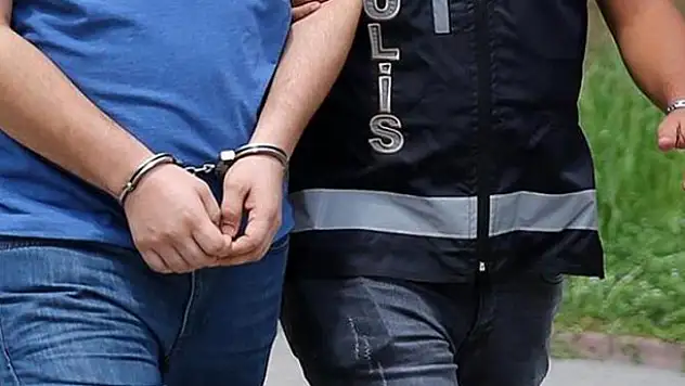 Konya'da hastane çalışanlarına direnen ve kamu malına zarar veren kişi tutuklandı