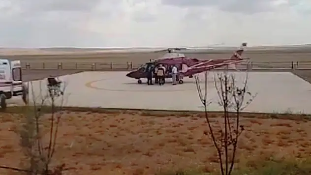 Konya'da hava ambulansı felç geçiren hasta için havalandı
