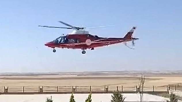 Konya'da hava ambulansı rahatsızlanan hastanın yardımına yetişti