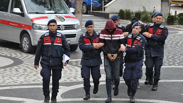 Konya'da hırsızların çaldığı kapı hurdacıda çıktı