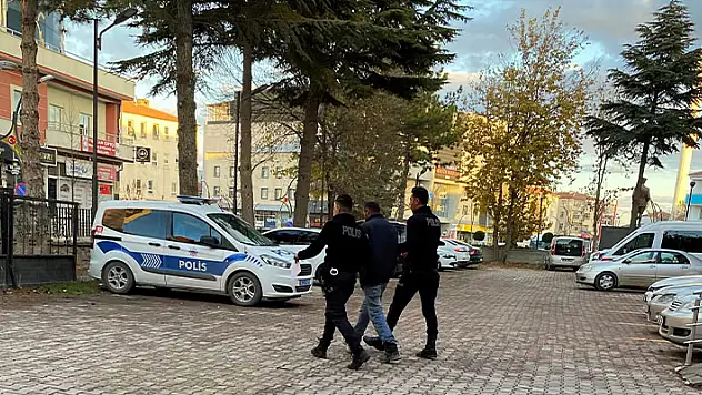 Konya'da hırsızlık şüphelisi tutuklandı