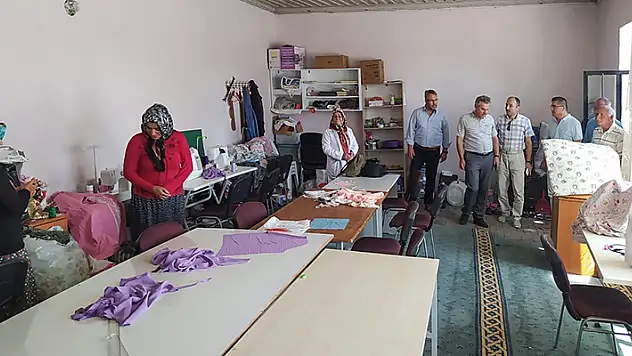 Konya'da hizmet veren 42 'Köy Yaşam Merkezi' eğitime destek oluyor
