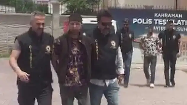 Konya'da husumetli oldukları genci silahla öldüren 2 zanlı tutuklandı
