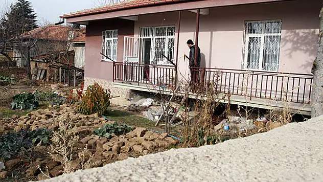 Konya'da içinde 5 bin euro bulunan çelik kasa çalındı