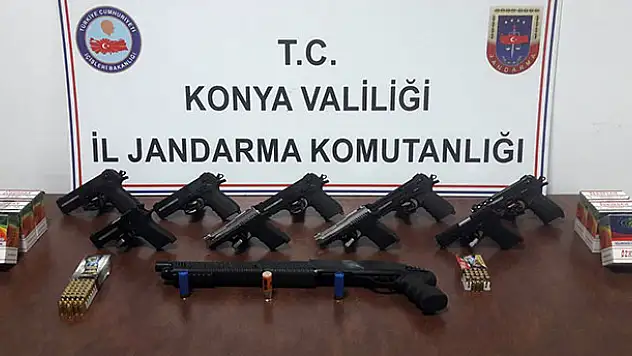Konya'da ihraç edilen askerde 9 tabanca 1 tüfek yakalandı