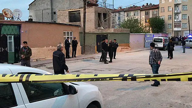 Konya'da iki aile sokak ortasında çatıştı: 2'si ağır 3 yaralı