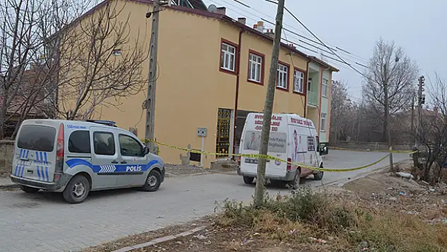 Konya'da iki ayrı trafik kazası : 2 ölü