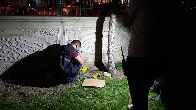 Konya'da iki grup arasında çıkan kavgada bıçaklanan genç hayatını kaybetti
