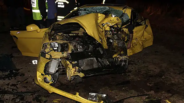 Konya'da iki otomobil çarpıştı: 3 ölü, 2 yaralı