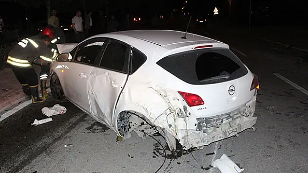 Konya'da iki otomobil çarpıştı: 5 yaralı