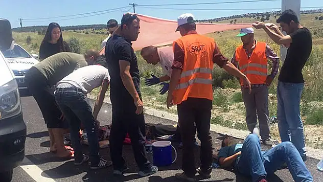 Konya'da iki otomobil çarpıştı! 9 kişi yaralandı