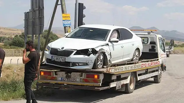 Konya'da iki otomobilin çarpışması sonucu 7 kişi yaralandı
