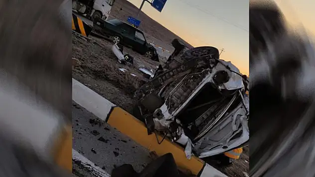 Konya'da iki otomobilin çarpıştığı kazada 1 ölü, 2 yaralı