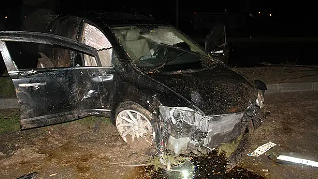 Konya'da iki otomobilin karıştığı kazada 4 kişi yaralandı