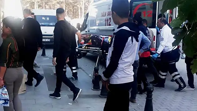 Konya'da inşaat iskelesinden düşen işçi yaralandı