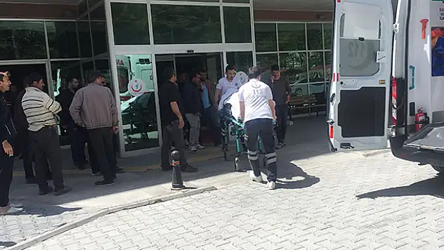 Konya'da inşaat kalıpçısı 4. kattan düşerek ağır yaralandı
